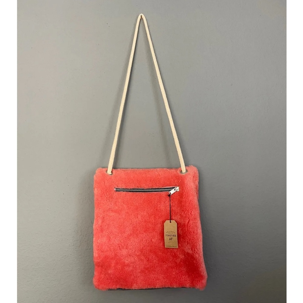 TOASTIES Merino Muff Bag